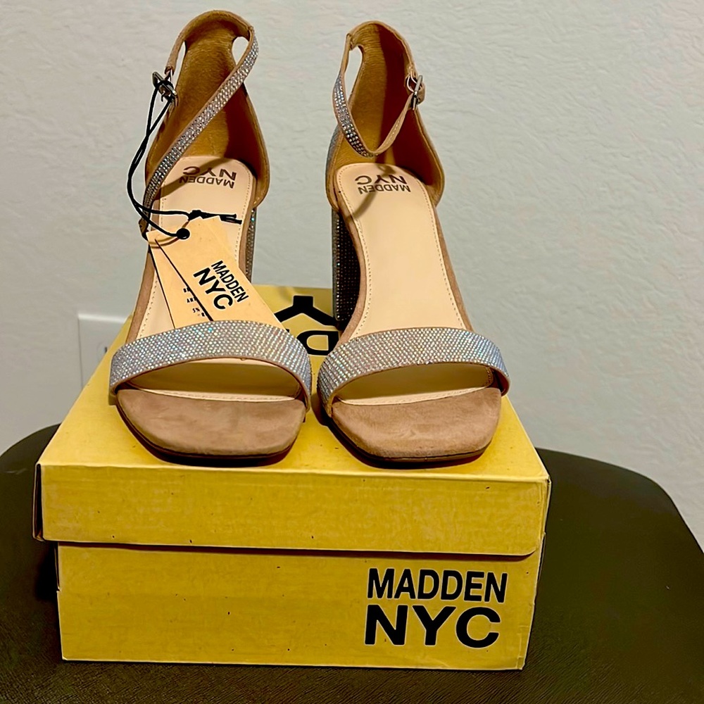 NEW MADDEN NYC SZ 9